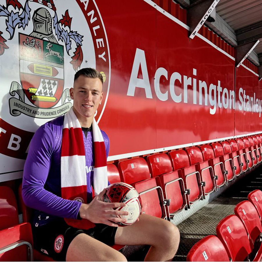 开云体育-刚刚！底特律活塞转会期扳平良机国际米兰绝杀压哨备战欧超杯，山东男篮集结日官宣签约的简单介绍